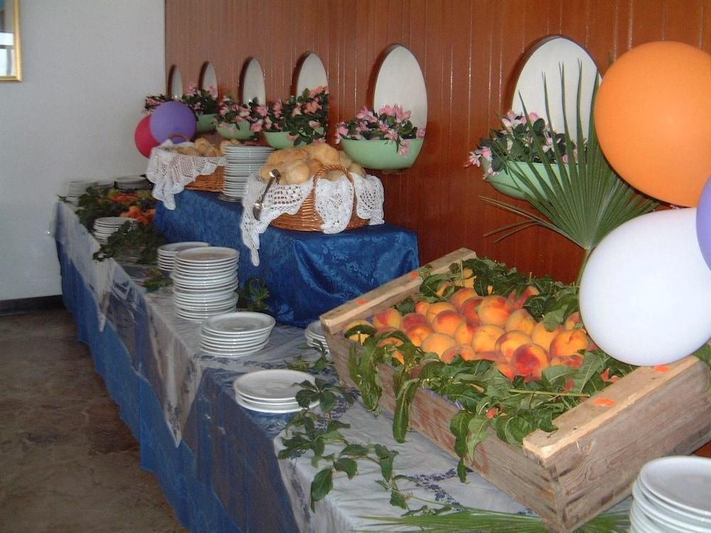 Hotel Artide Ρίμινι Εξωτερικό φωτογραφία