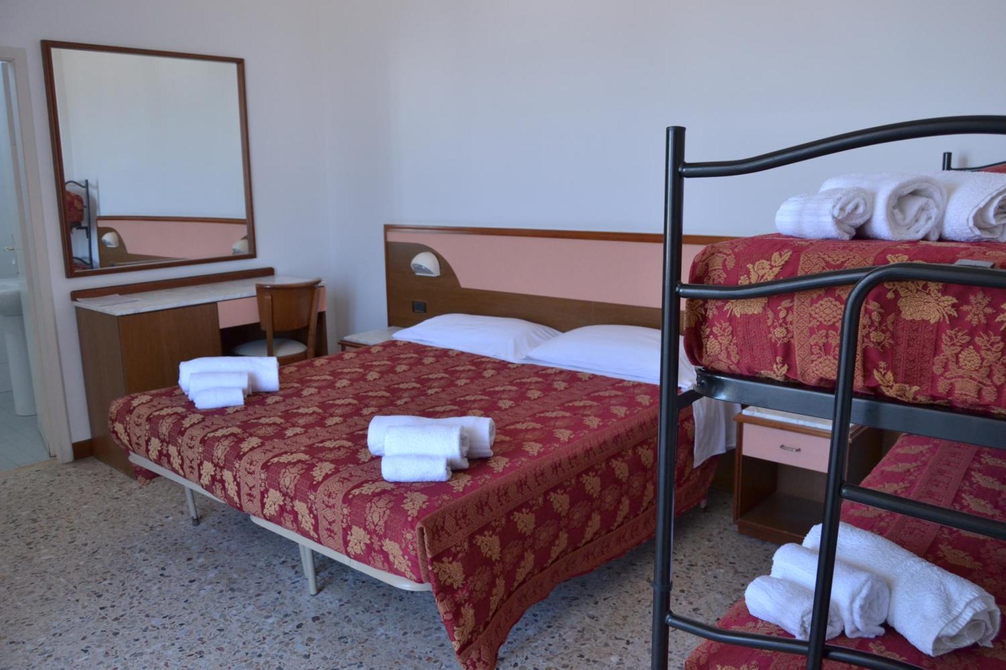 Hotel Artide Ρίμινι Εξωτερικό φωτογραφία