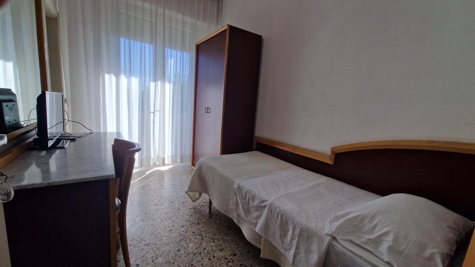 Hotel Artide Ρίμινι Εξωτερικό φωτογραφία